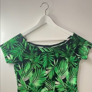 Green banana leaf  body con dress